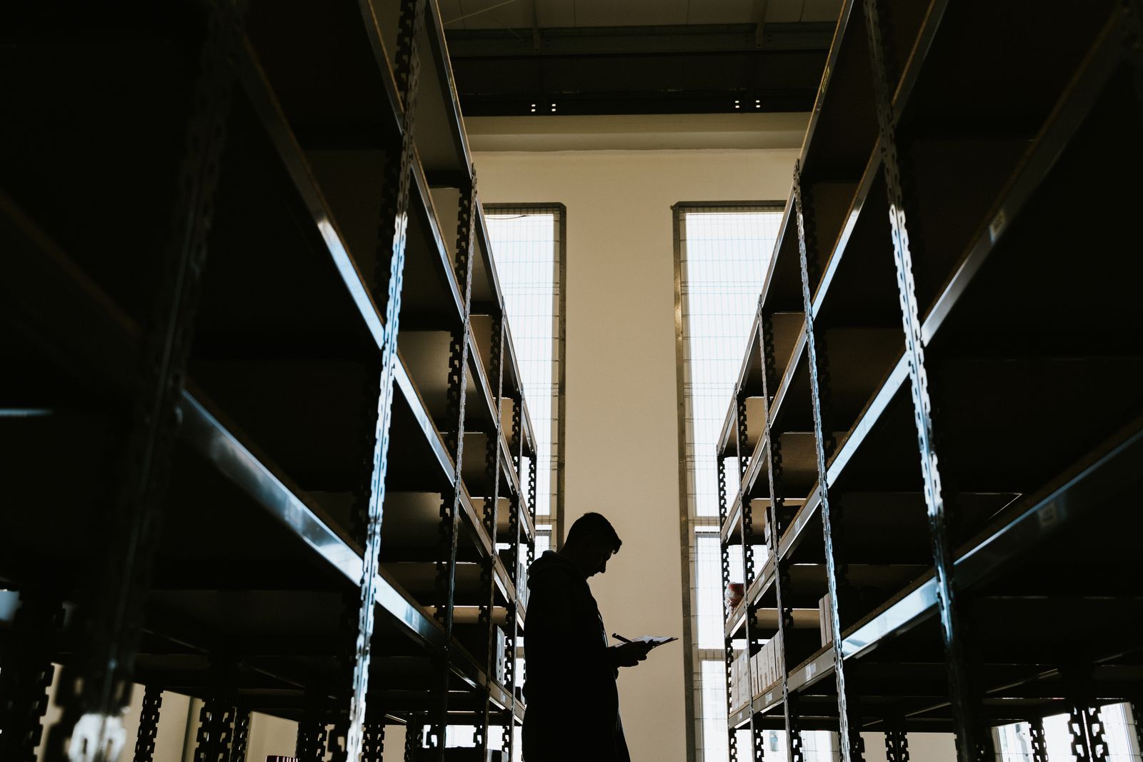 Centro logístico em operação